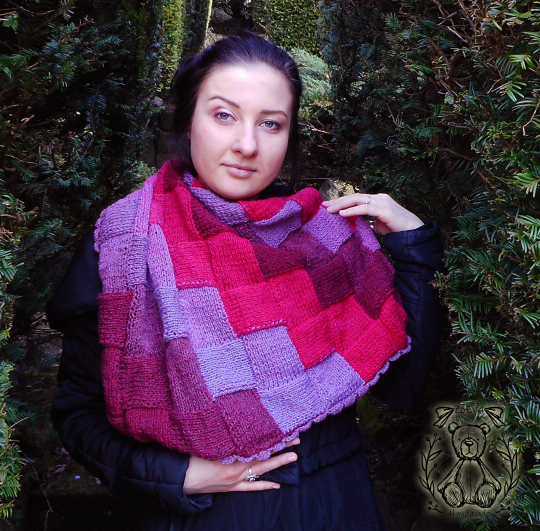 .:Wildberry Shawl:.